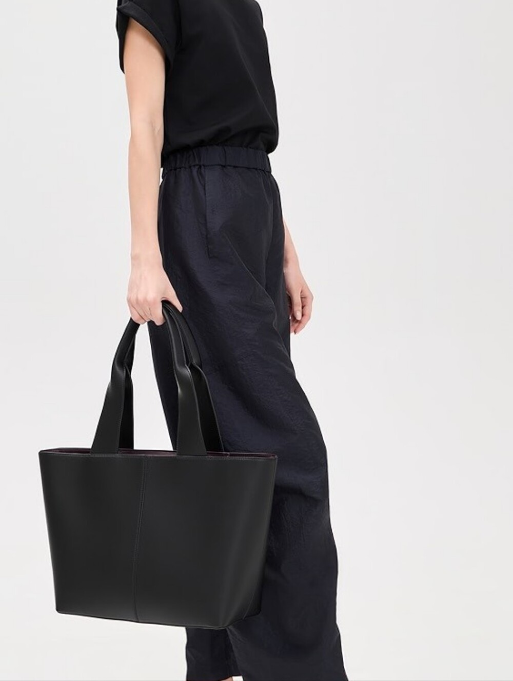 Fréja  Lafayette Tote - Black - Original Dust Bag - Picture 2 of 7